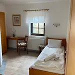Guest house Janata 3*