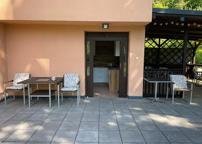 Janata Πανσιόν 3*